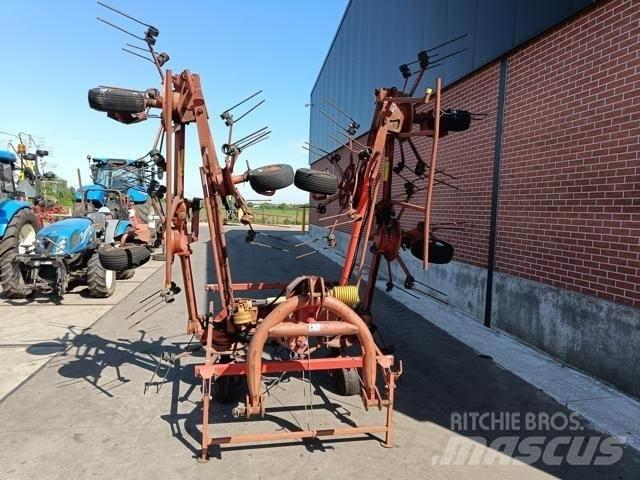 Kuhn GF8501 MH Grābekļi un siena ārdītāji
