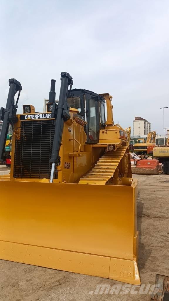CAT D 8 R Kāpurķēžu buldozeri