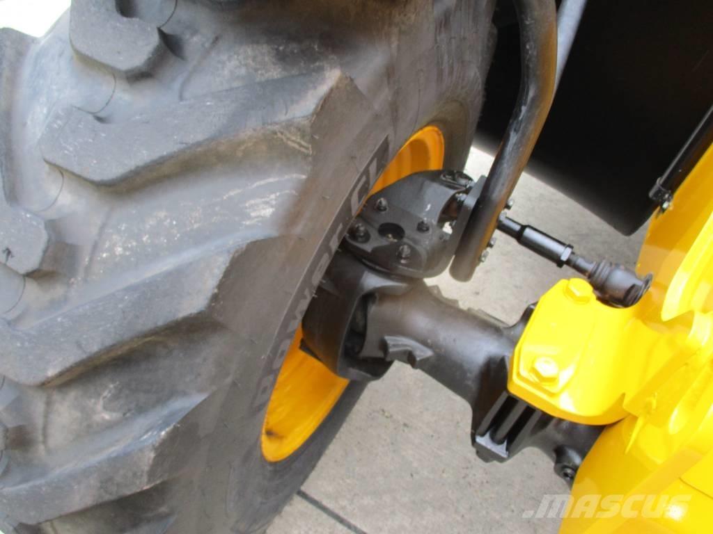 JCB 531-70 5AA (660) Teleskopiskie manipulatori