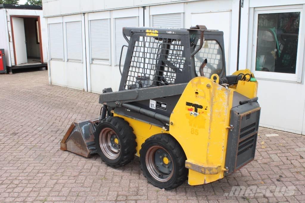 Thomas T85 Lietoti riteņu kompaktiekrāvēji