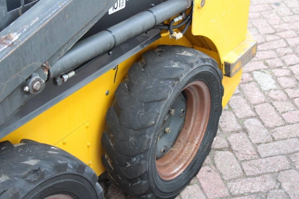 Thomas T85 Lietoti riteņu kompaktiekrāvēji
