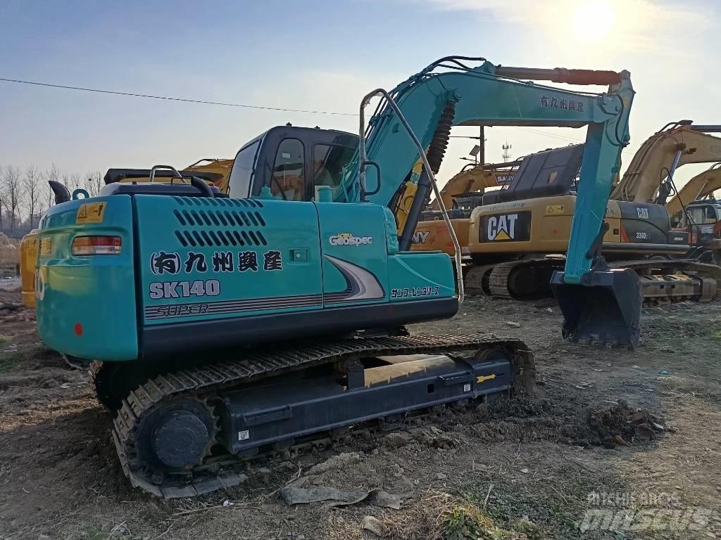 Kobelco SK140 Kāpurķēžu ekskavatori