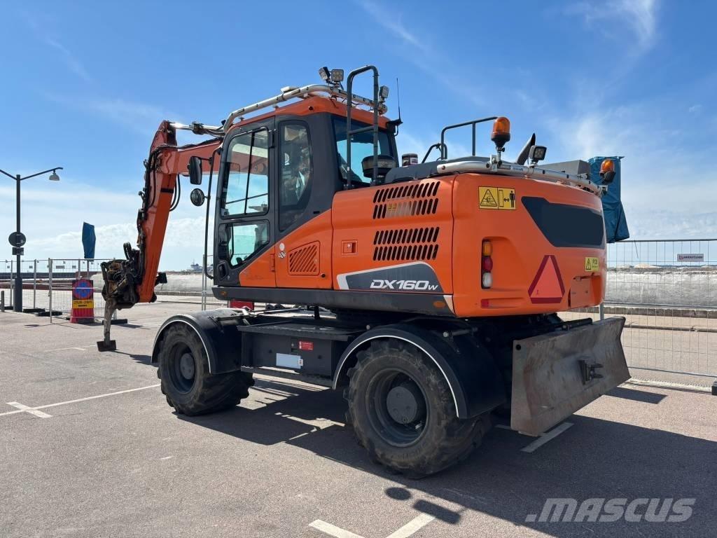 Doosan DX 160 W Ekskavatori uz riteņiem