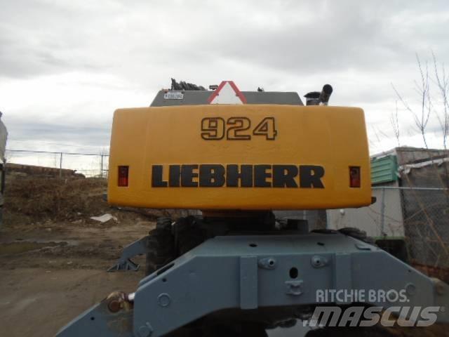 Liebherr A 924 Ekskavatori uz riteņiem