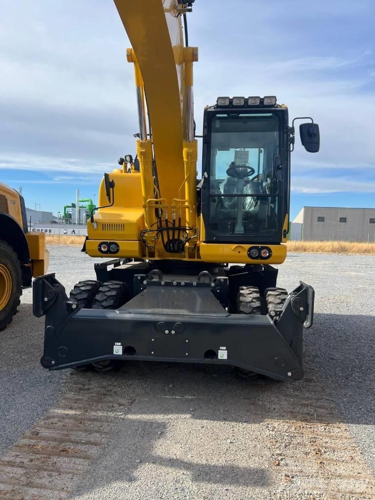 Komatsu PW 180 Ekskavatori uz riteņiem