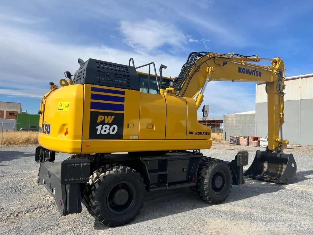 Komatsu PW 180 Ekskavatori uz riteņiem