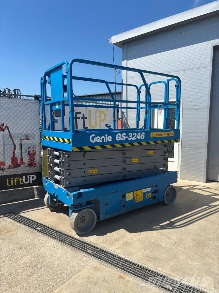 Genie GS 3246 Šķerveida pacēlāji