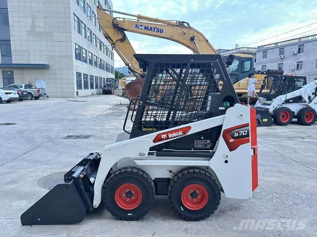 Bobcat S70 Lietoti riteņu kompaktiekrāvēji