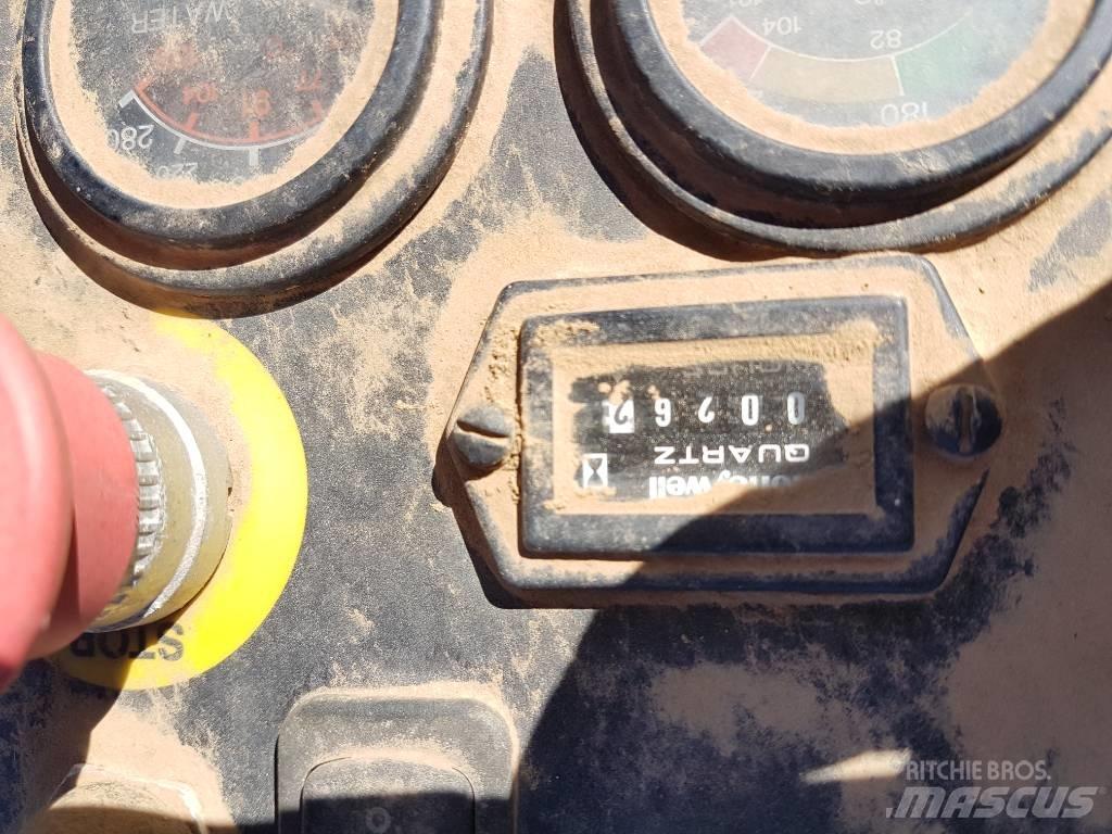 Volvo PT 125 Pneimatiskie veltņi