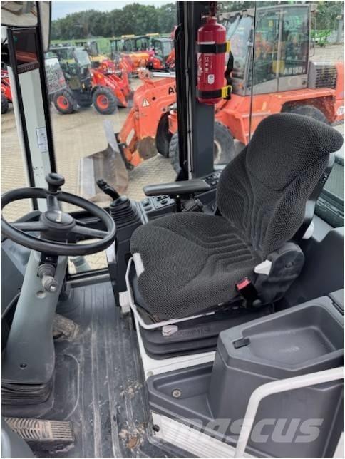 Liebherr L 514 Iekrāvēji uz riteņiem