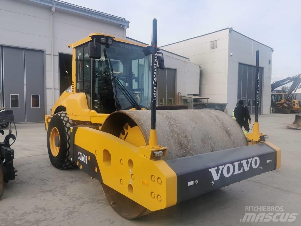 Volvo SD 160 B Vienvalča grunts veltņi
