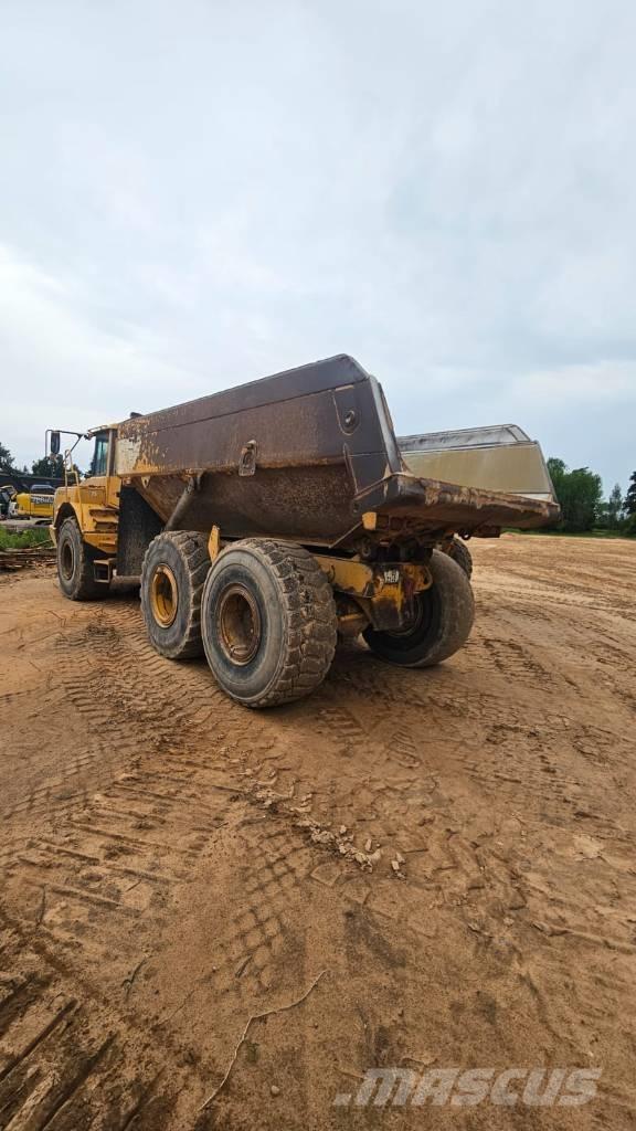 Volvo A 25 D Artikulētie pašizgāzēji