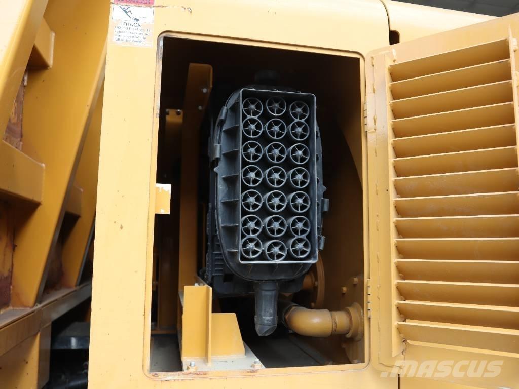 Morooka MST 2200 V D Kāpurķēžu pašizkrāvējs