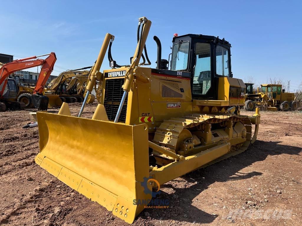 CAT D 6 G Kāpurķēžu buldozeri