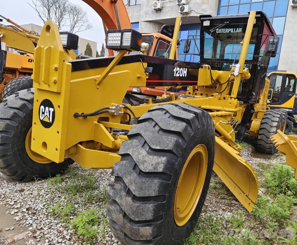 CAT 120 H Greideri