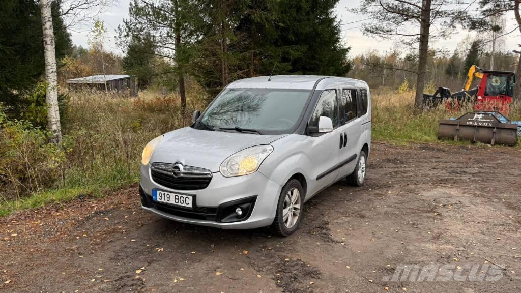 Opel Combo Automašīnas