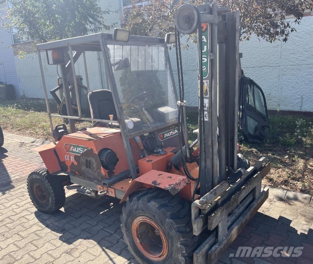 Ausa CE 11 V-4171 Apvidus autokrāvējs