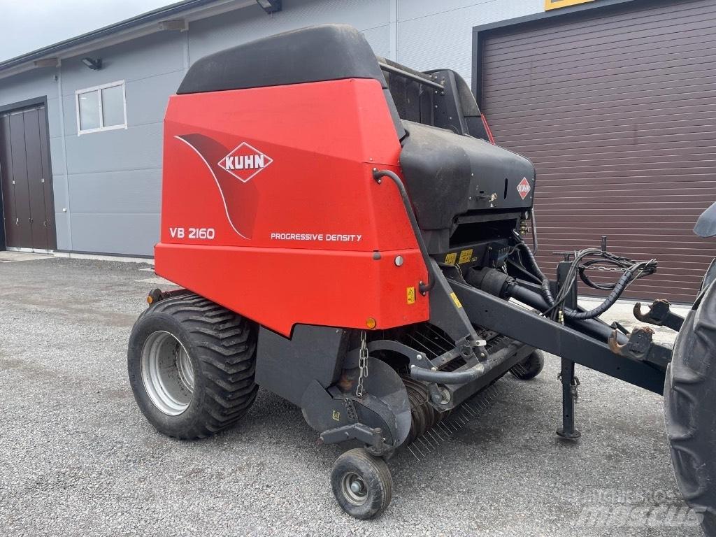 Kuhn VB 2160 OC 23 Rituļu preses