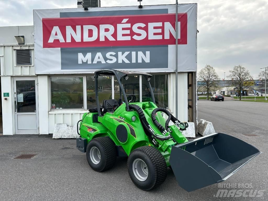 Avant E 527 Lietoti riteņu kompaktiekrāvēji