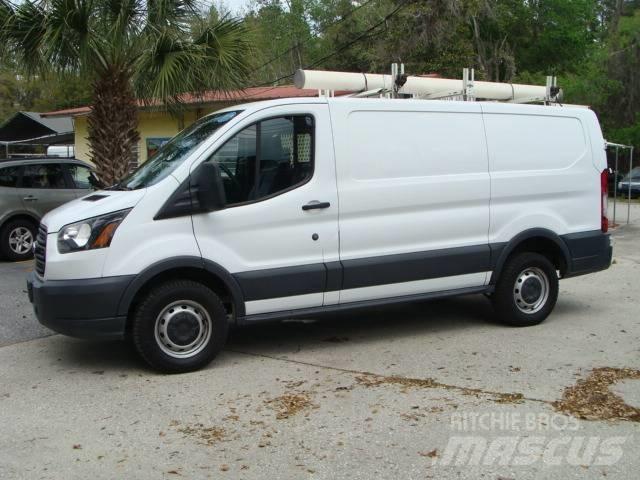 Ford T250 Furgons