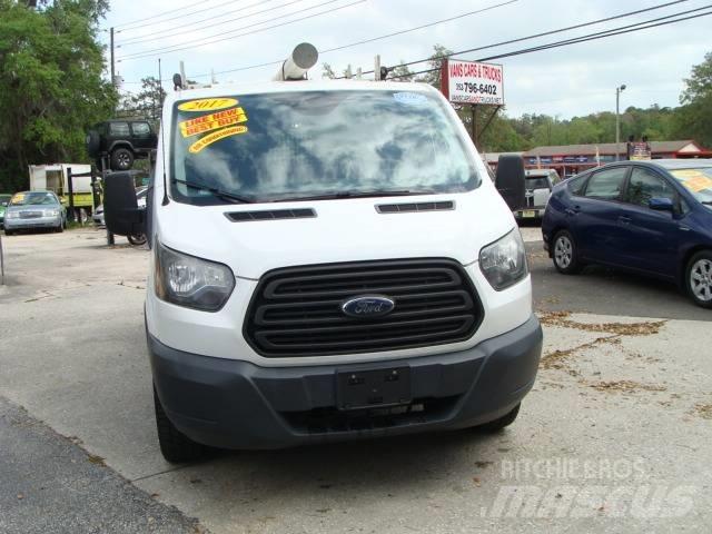 Ford T250 Furgons