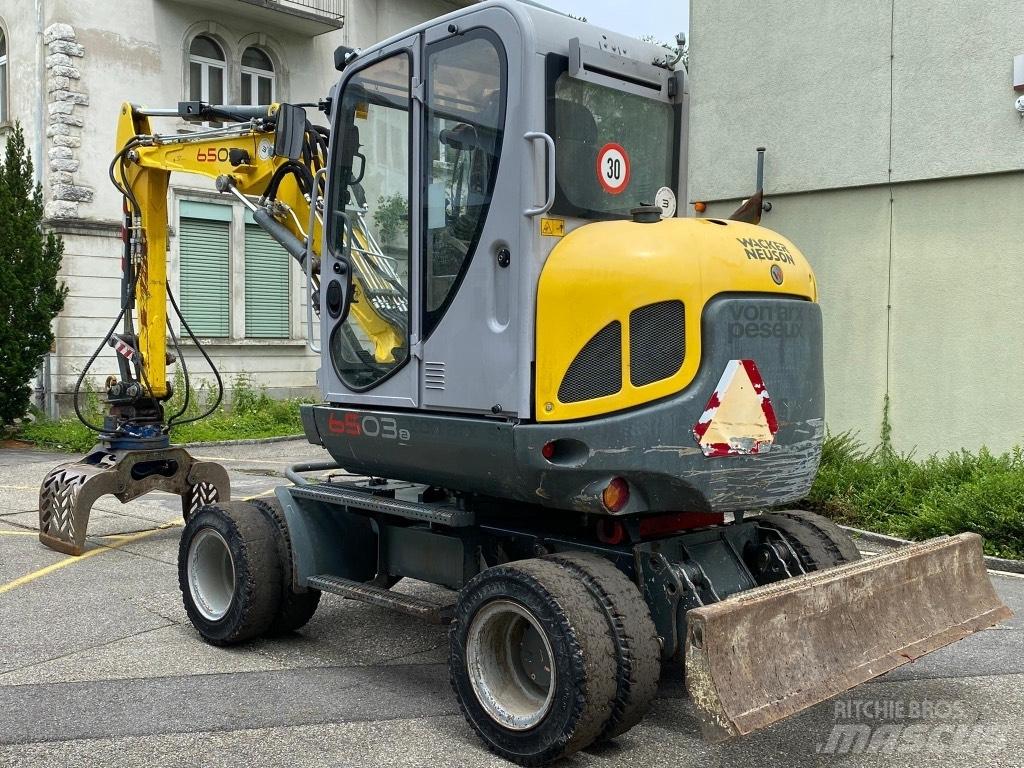 Neuson 6503 WD Ekskavatori uz riteņiem