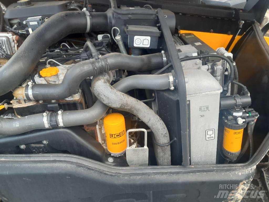 JCB 541-70 Teleskopiskie manipulatori
