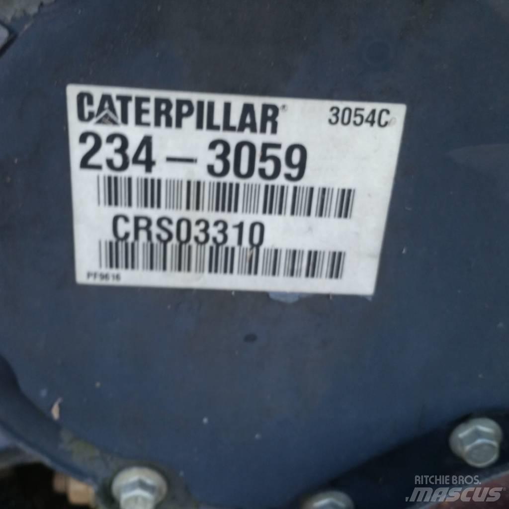 CAT 3054 C Dzinēji