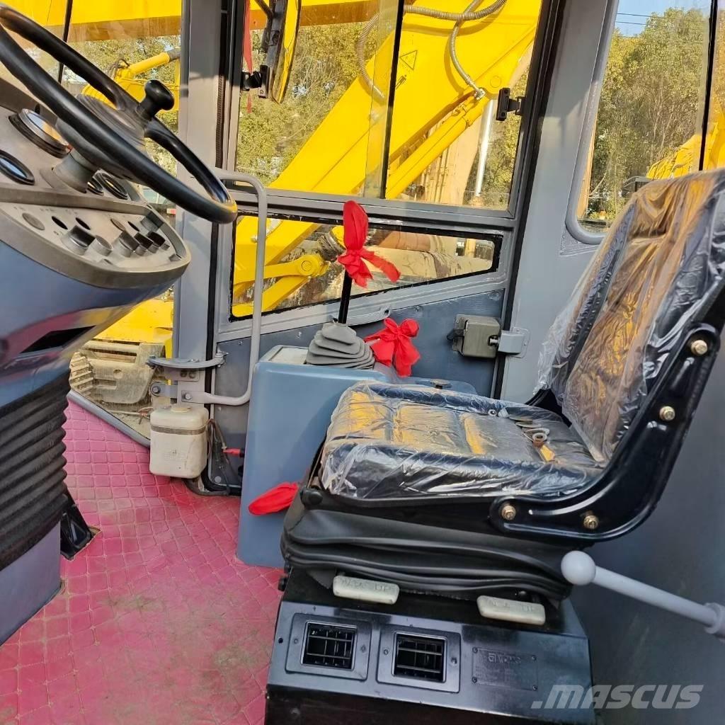 XCMG XS143J Vienvalča grunts veltņi