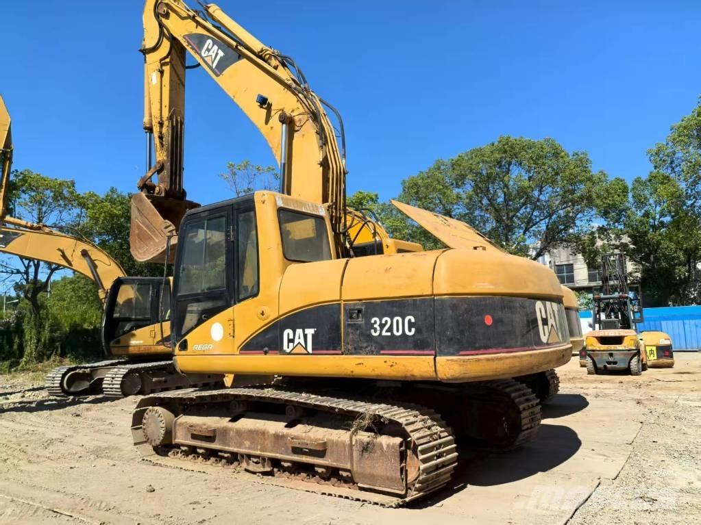 CAT 320C Kāpurķēžu ekskavatori