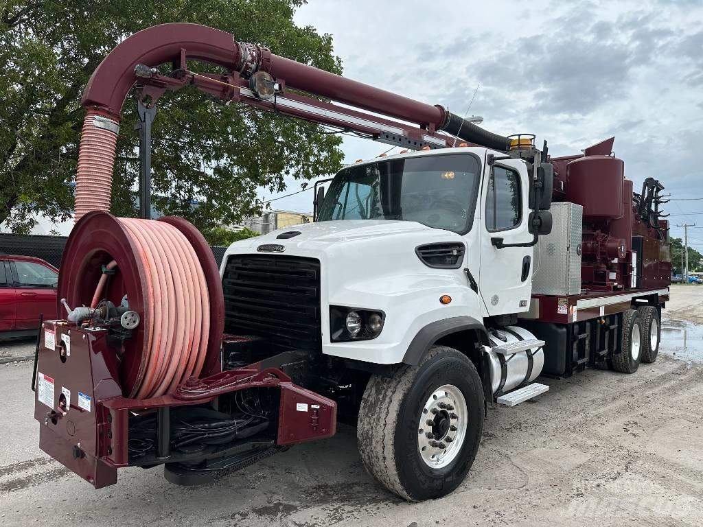Freightliner 114 SD Kombinētās vakumsūkņa mašīnas