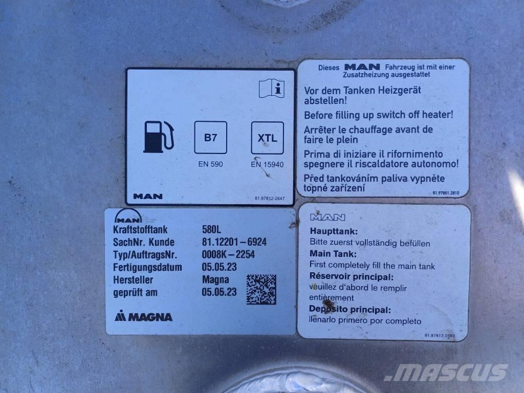 MAN Tank 580 liter Degvielas un piedevu tvertnes