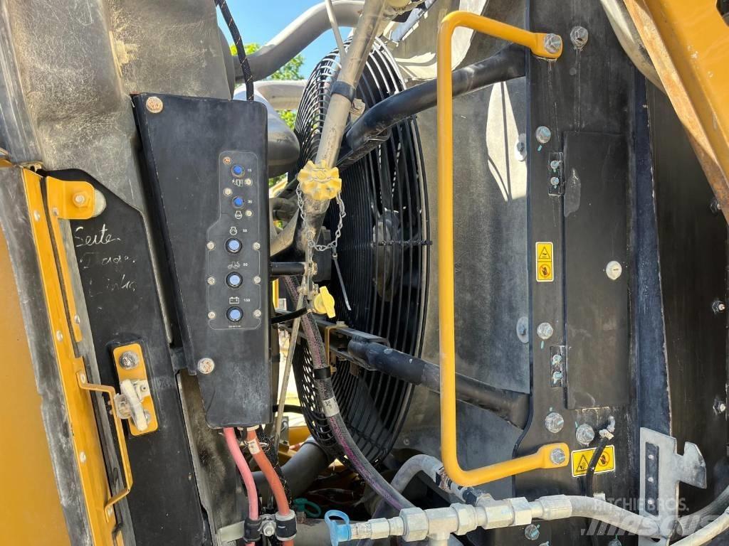 CAT 980 K  q coupler Iekrāvēji uz riteņiem
