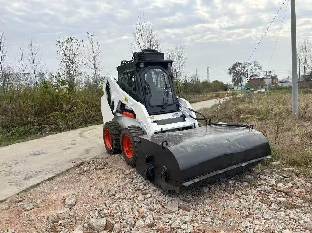 Bobcat S 185 Lietoti riteņu kompaktiekrāvēji