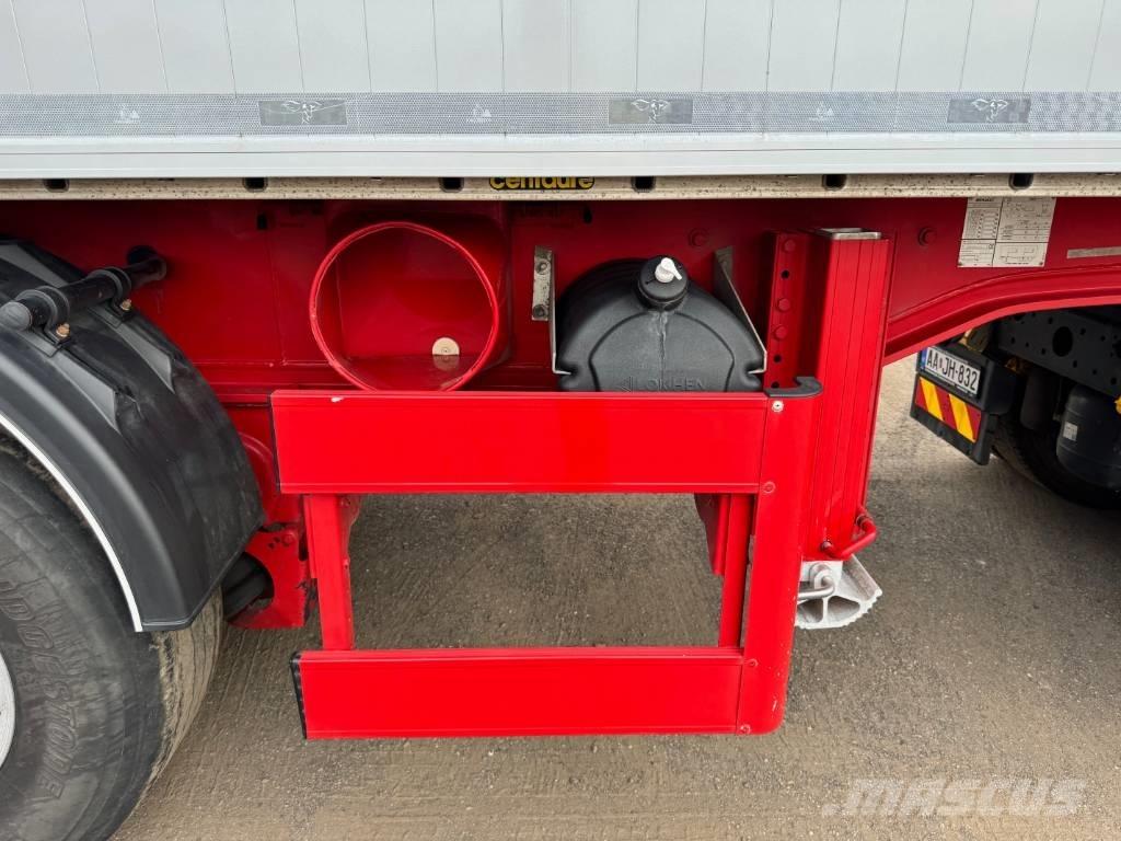 Benalu 45m3,  40.000km! Piekabes pašizgāzēji