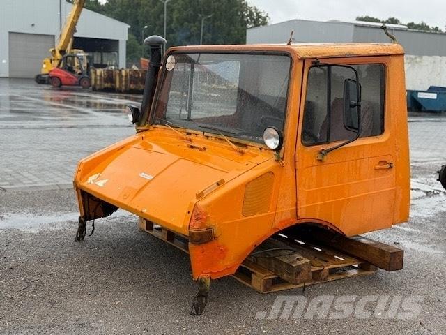 Unimog 424 USED CAB Kabīnes un interjers