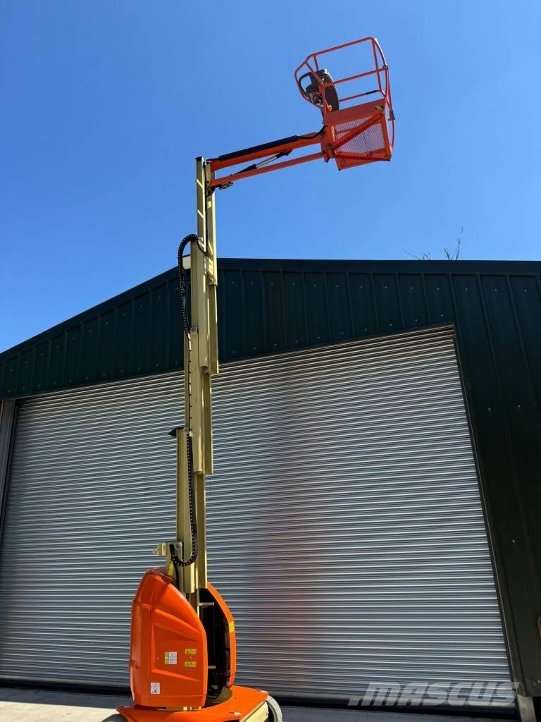 JLG Toucan 10 E-L Vertikālie pacēlāji