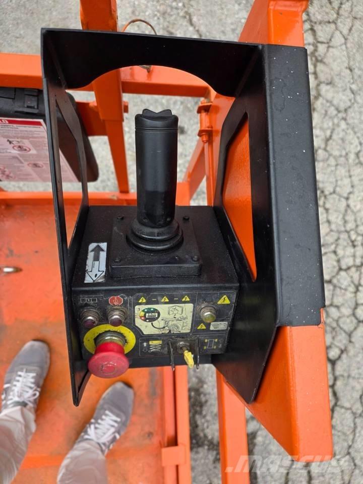 JLG 6 RS Šķerveida pacēlāji