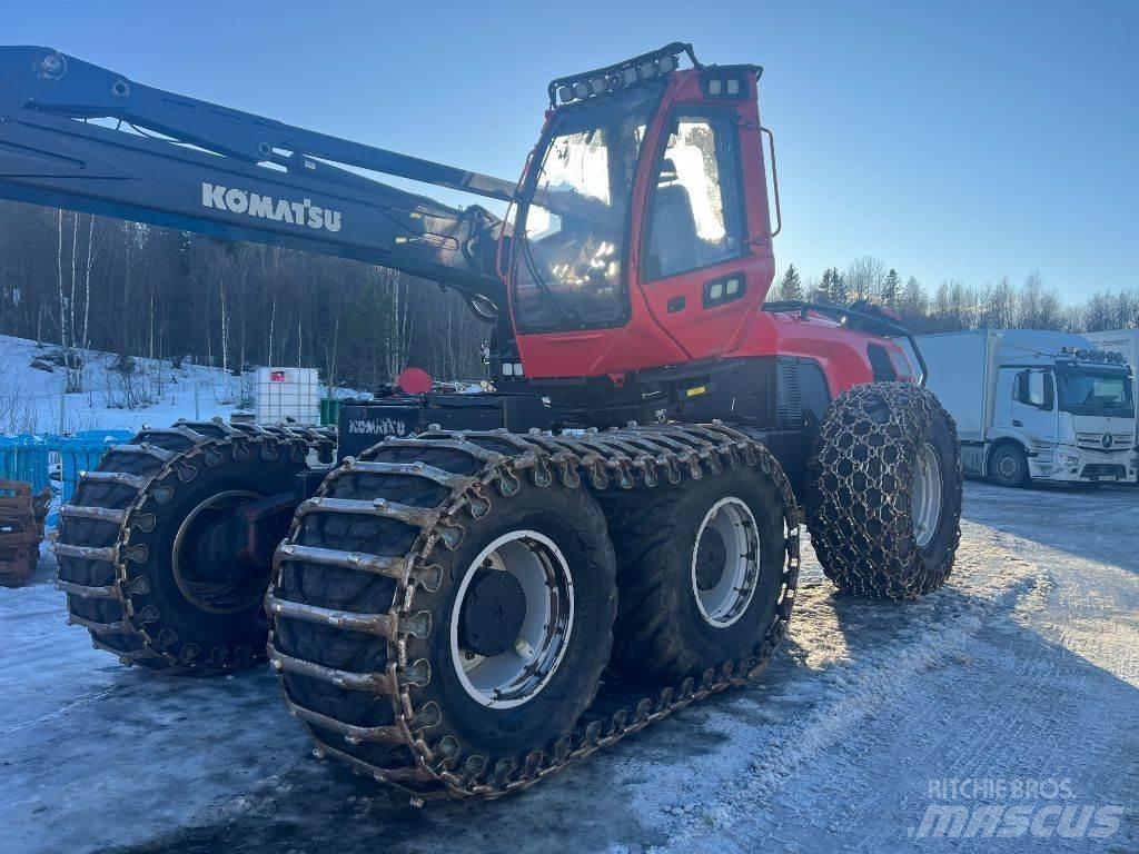 Komatsu 951 Harvesteri