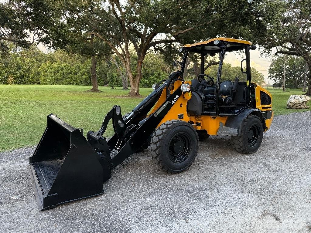 JCB 407 Iekrāvēji uz riteņiem