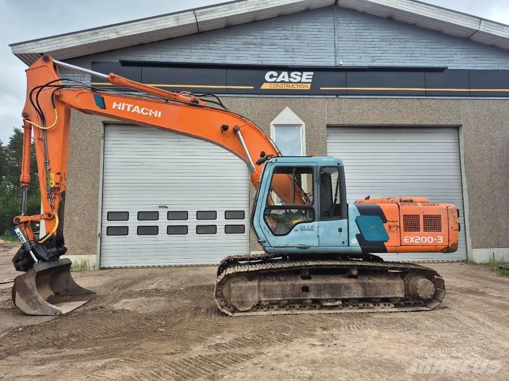Hitachi EX 200-3 Kāpurķēžu ekskavatori