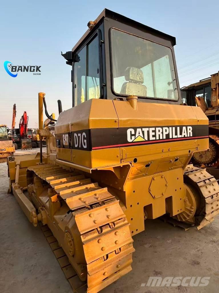 CAT D 7 G Kāpurķēžu buldozeri