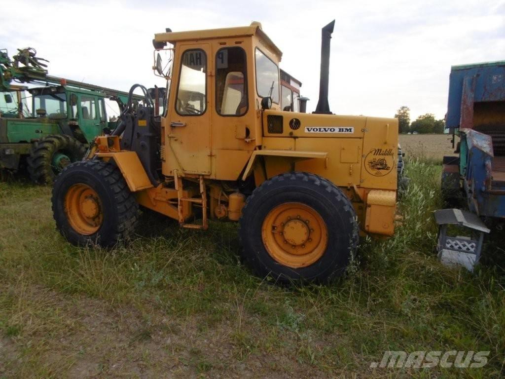 Volvo BM 4200 Iekrāvēji uz riteņiem