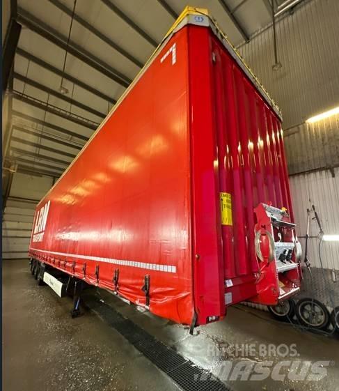 Krone Curtain Mega Tents puspiekabes
