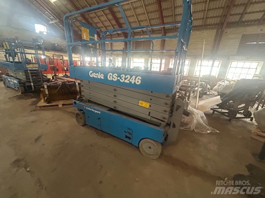 Genie GS3246 Šķerveida pacēlāji