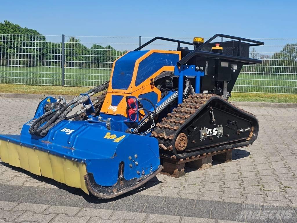 Irus Deltrak Robots- zāles pļāvējs