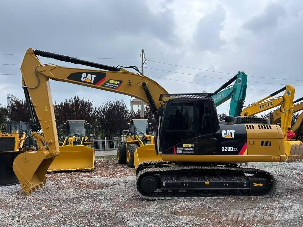 CAT 320 D L Kāpurķēžu ekskavatori