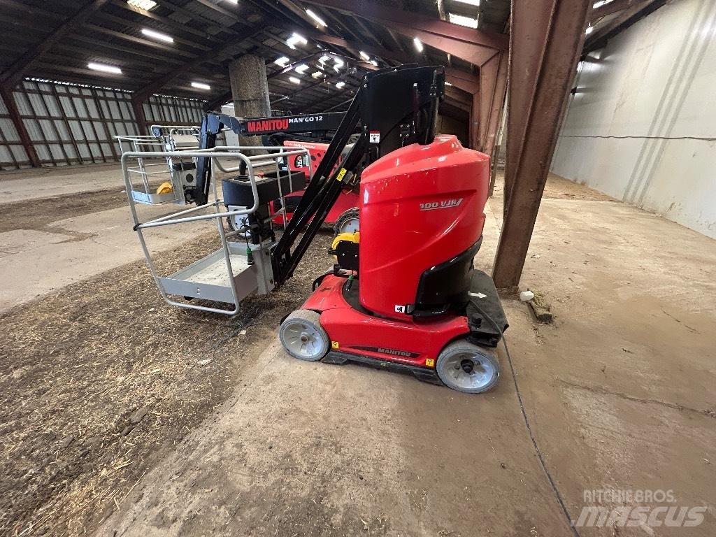 Manitou 100 VJR Vertikālie pacēlāji
