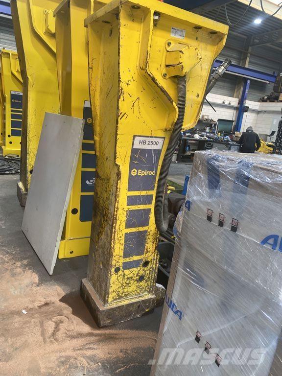 Epiroc HB2500 Āmuri/Drupinātāji