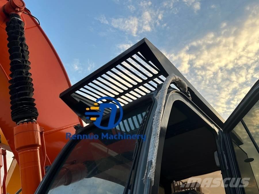 Hitachi ZX 240 Kāpurķēžu ekskavatori